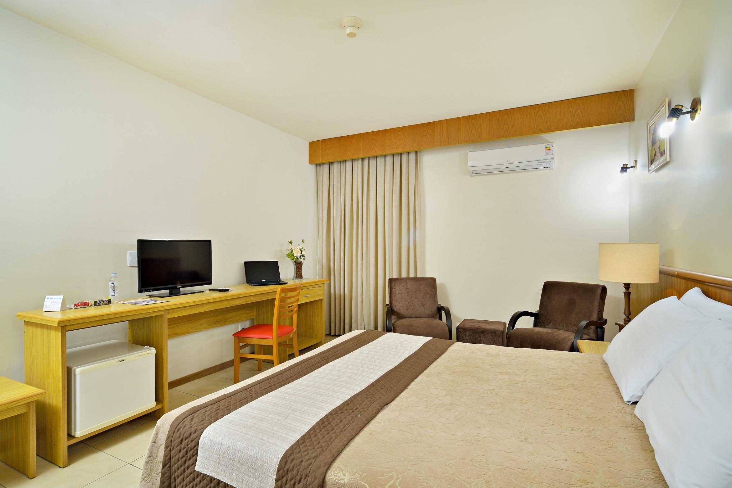 Hotel Dan Inn Araraquara By Nacional Inn Екстериор снимка