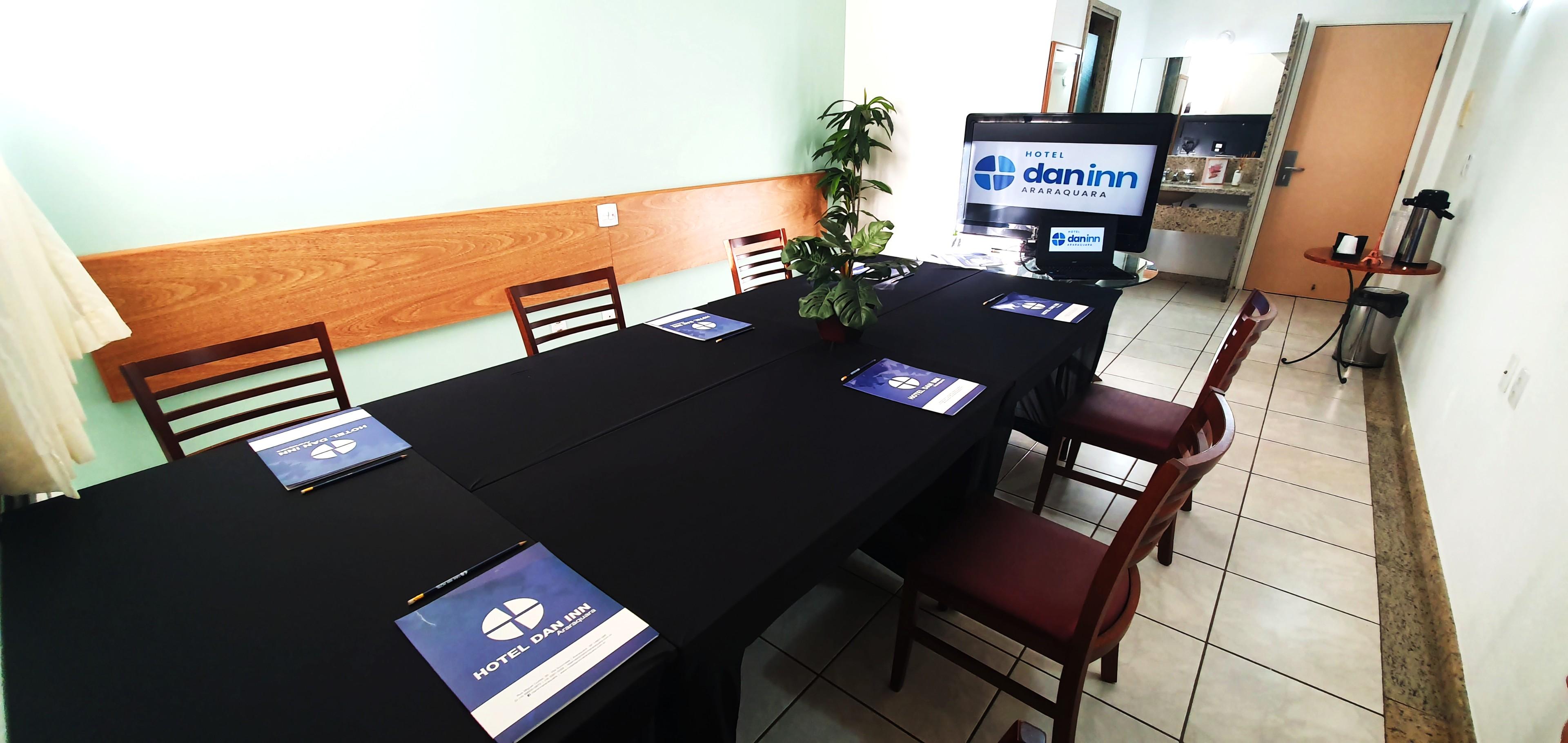 Hotel Dan Inn Araraquara By Nacional Inn Екстериор снимка