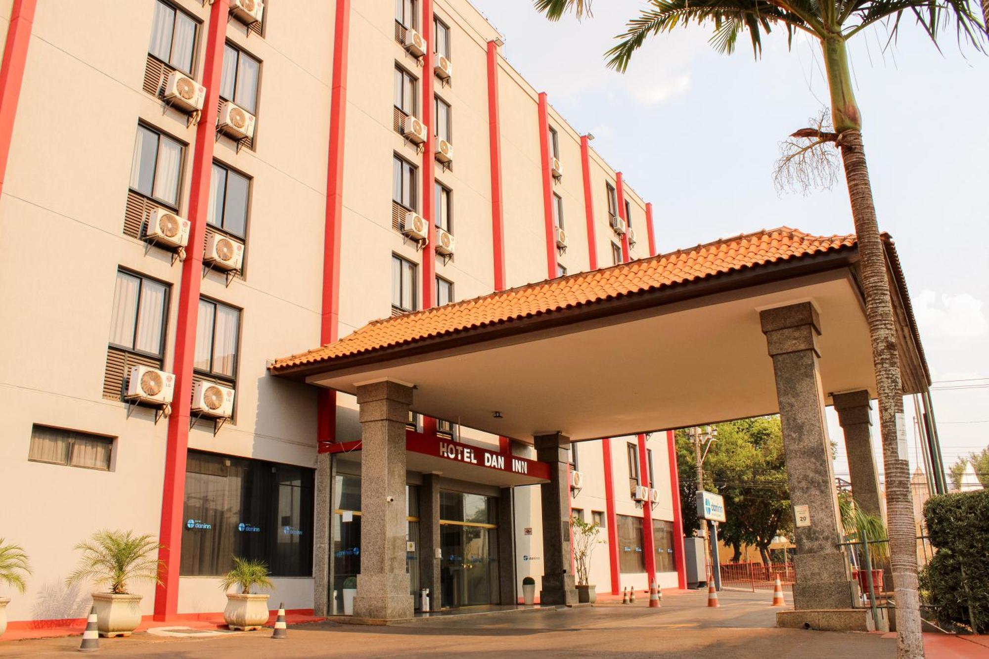 Hotel Dan Inn Araraquara By Nacional Inn Екстериор снимка